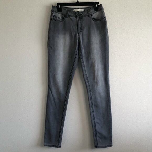 Cato Denim Size 4 Grey Skinny Jeans Skater Casual Zip Closure Pockets Comfort - Picture 1 of 9